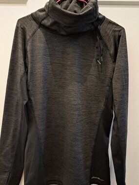 Eddie Bauer Motion Top